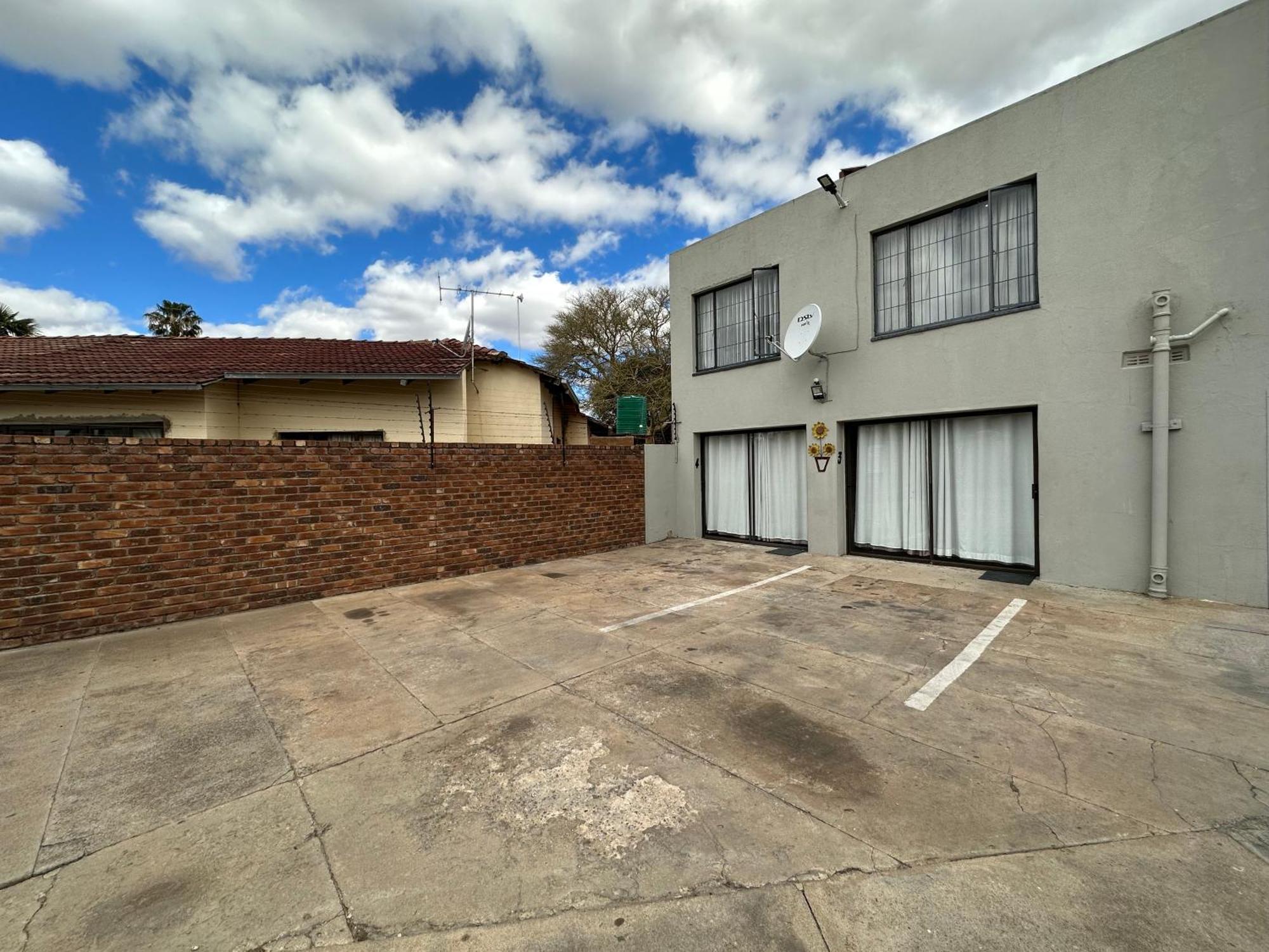 Favour Guest House Polokwane Exterior photo