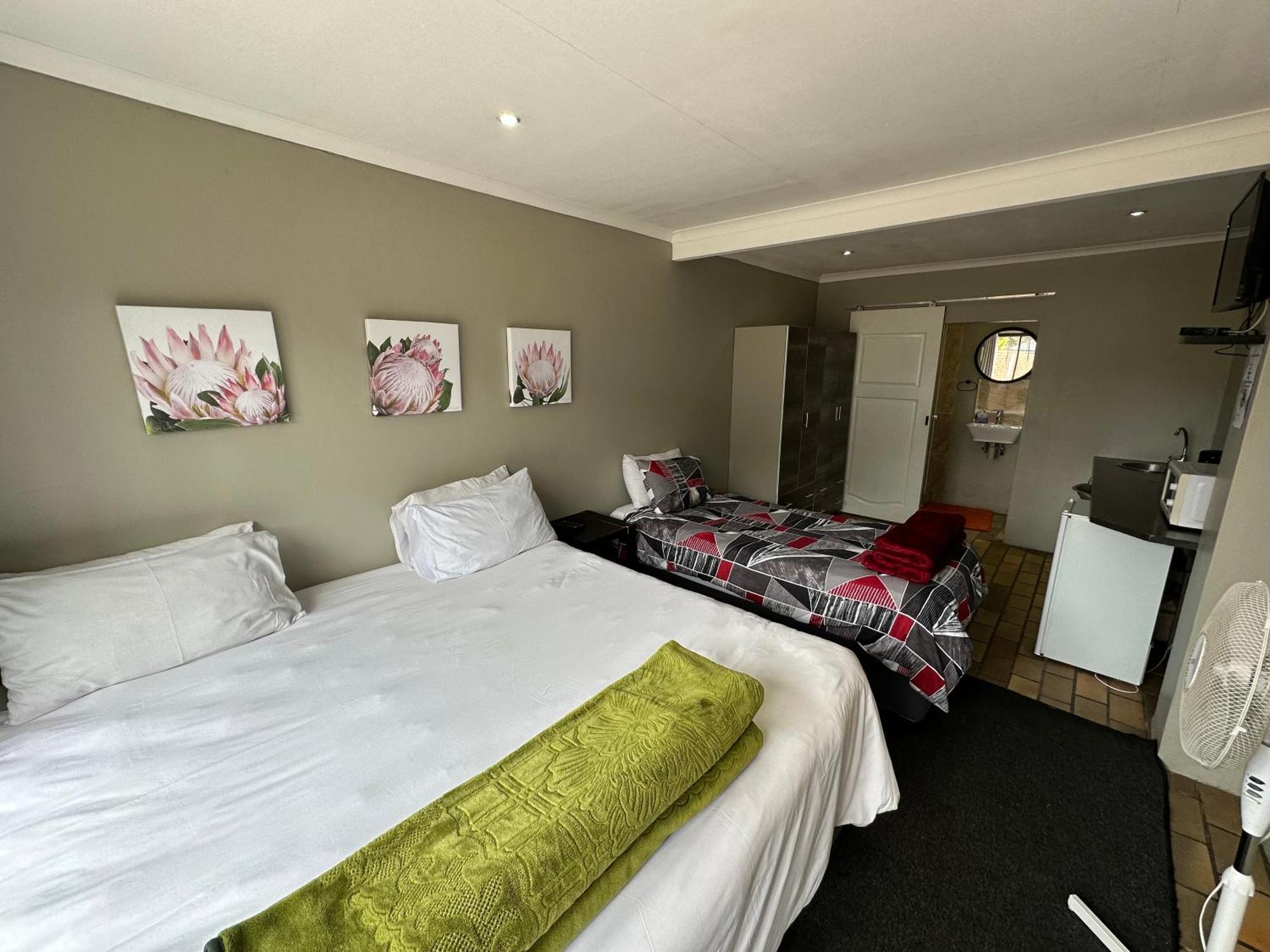 Favour Guest House Polokwane Exterior photo